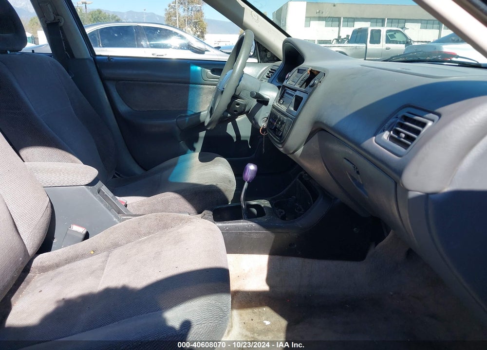 1997 HONDA CIVIC LX VIN: 2HGEJ6575VH573928