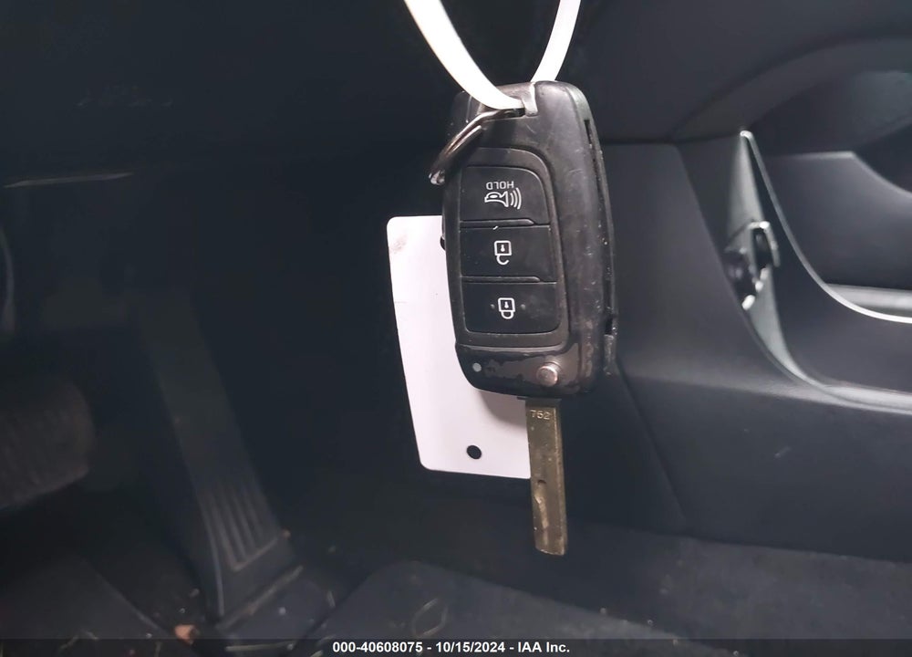 2021 HYUNDAI PALISADE SE VIN: KM8R14HE7MU273569