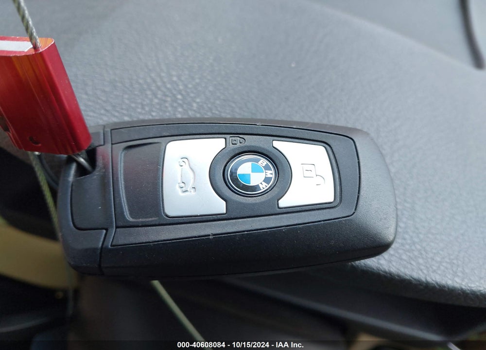 2013 BMW 328I XDRIVE VIN: WBA3B5G54DNS00228