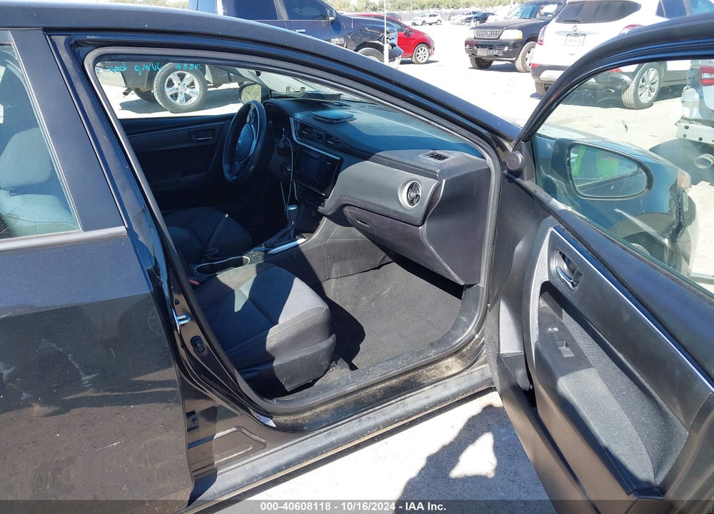 2017 TOYOTA COROLLA LE VIN: 5YFBURHE6HP705386
