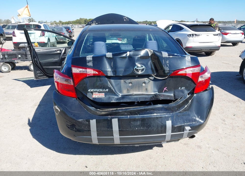 2017 TOYOTA COROLLA LE VIN: 5YFBURHE6HP705386