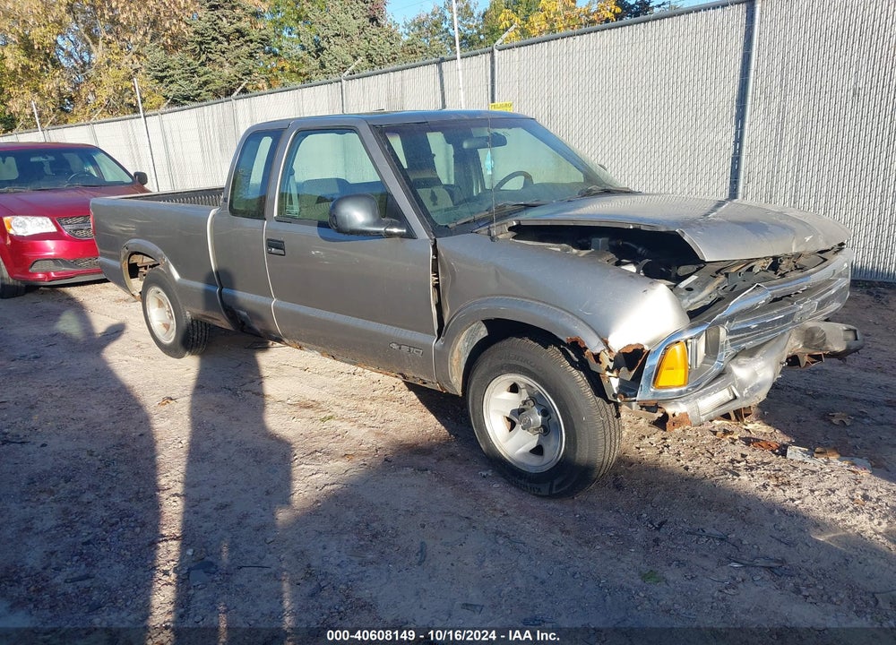 1997 CHEVROLET S-10 LS FLEETSIDE VIN: 1GCCS19X1V8193510