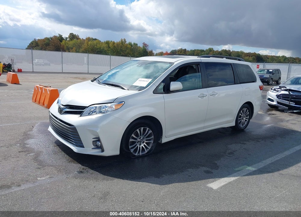 2020 TOYOTA SIENNA XLE VIN: 5TDYZ3DC8LS027138