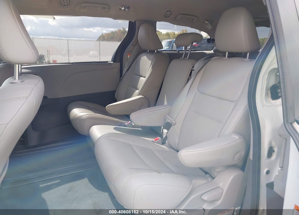 2020 TOYOTA SIENNA XLE VIN: 5TDYZ3DC8LS027138