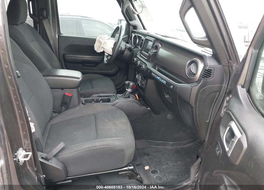 2018 JEEP WRANGLER UNLIMITED SPORT S 4X4 VIN: 1C4HJXDG9JW234037