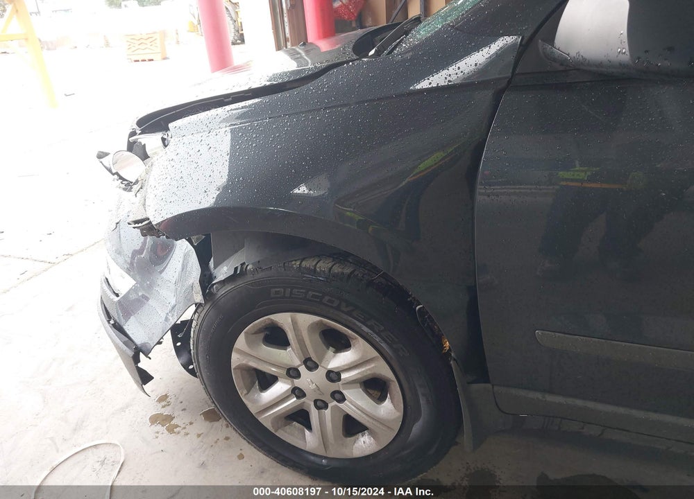 2011 CHEVROLET TRAVERSE LS VIN: 1GNKREED1BJ187034