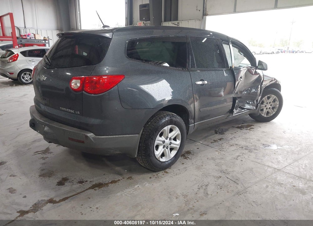 2011 CHEVROLET TRAVERSE LS VIN: 1GNKREED1BJ187034
