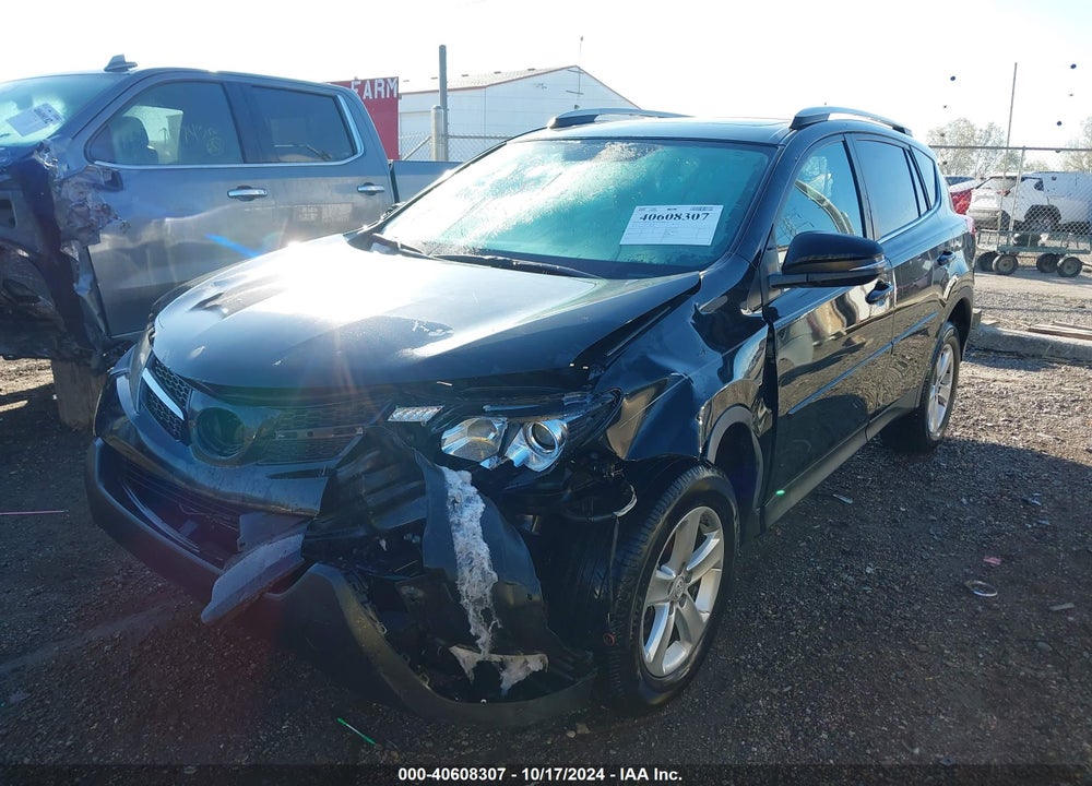 2014 TOYOTA RAV4 XLE VIN: 2T3WFREV7EW095791
