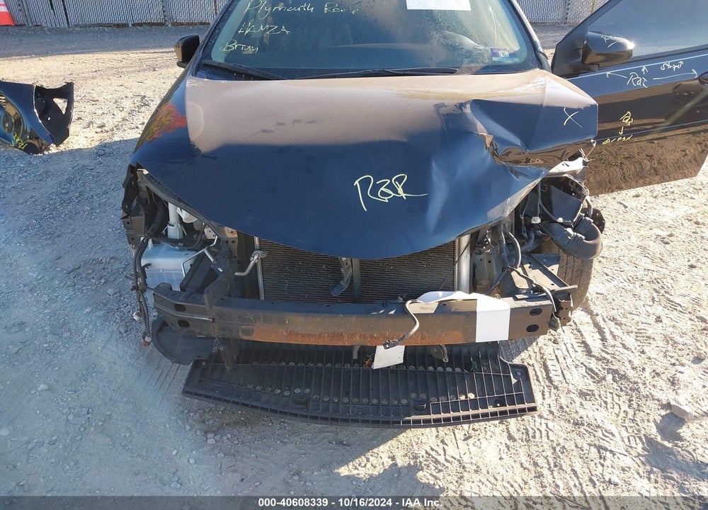 2017 TOYOTA COROLLA L/LE/XLE/SE/XSE VIN: 2T1BURHE3HC900975