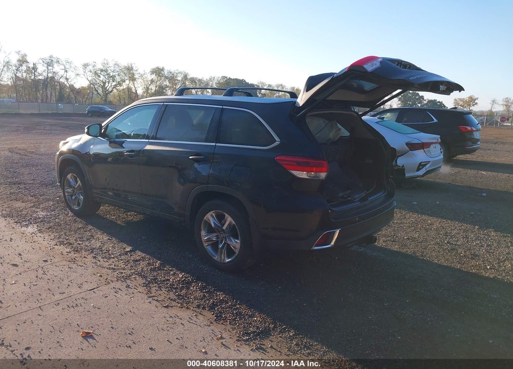 2019 TOYOTA HIGHLANDER LIMITED/PLATINUM VIN: 5TDDZRFH6KS735090