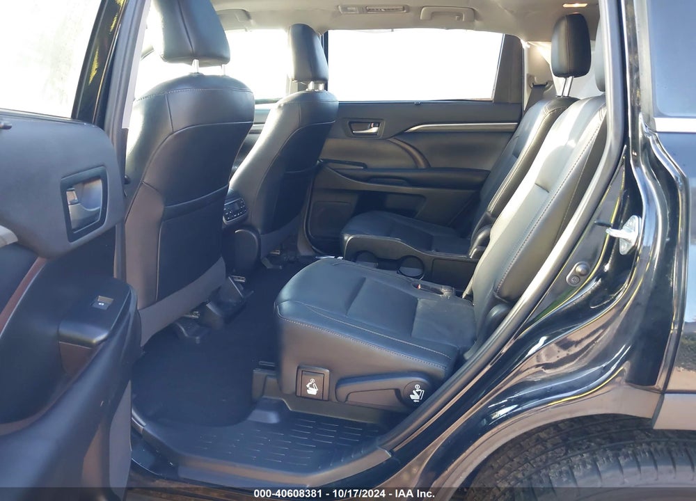 2019 TOYOTA HIGHLANDER LIMITED/PLATINUM VIN: 5TDDZRFH6KS735090