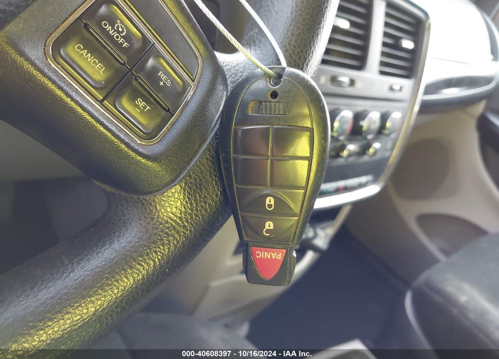 2012 DODGE GRAND CARAVAN SXT VIN: 2C4RDGCG0CR105550
