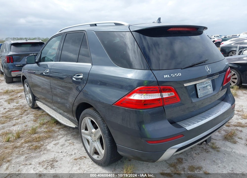 2013 MERCEDES-BENZ ML 550 4MATIC VIN: 4JGDA7DB4DA171932