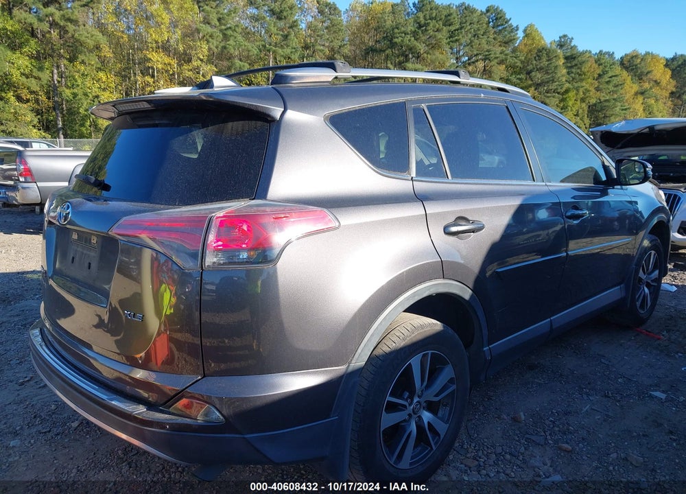 2017 TOYOTA RAV4 XLE VIN: JTMWFREV4HJ101792
