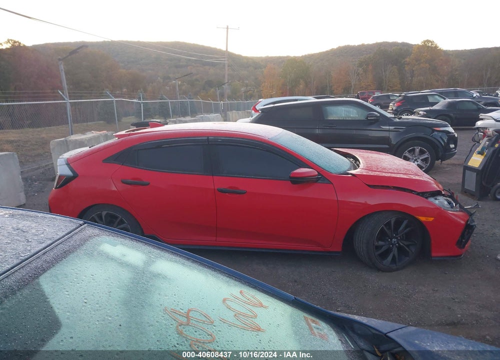 2018 HONDA CIVIC SPORT VIN: SHHFK7H49JU418658