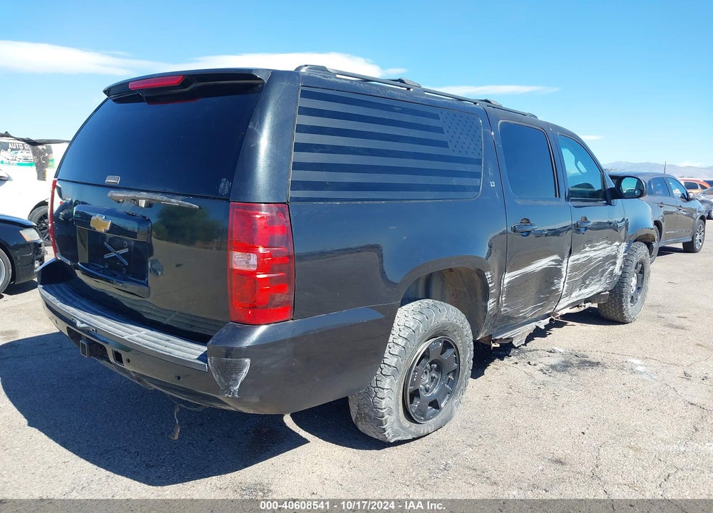 2013 CHEVROLET SUBURBAN 1500 LT VIN: 1GNSKJE74DR182843