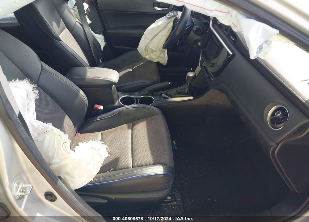 2018 TOYOTA COROLLA SE VIN: 5YFBURHE2JP839382