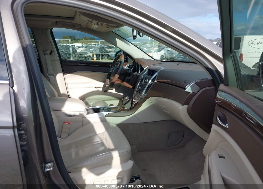 2011 CADILLAC SRX LUXURY COLLECTION VIN: 3GYFNDEY1BS595044