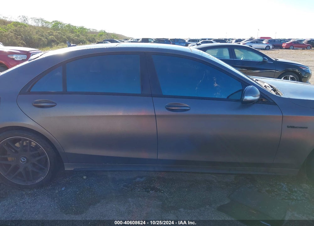 2018 MERCEDES-BENZ AMG S 63 4MATIC VIN: WDDUG8JB2JA421523