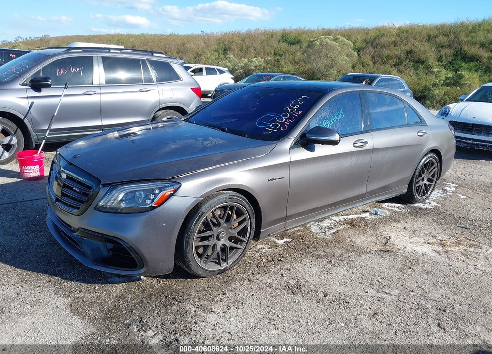 2018 MERCEDES-BENZ AMG S 63 4MATIC VIN: WDDUG8JB2JA421523