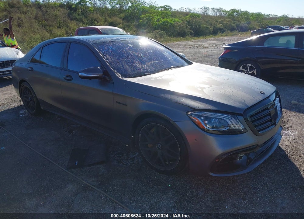 2018 MERCEDES-BENZ AMG S 63 4MATIC VIN: WDDUG8JB2JA421523