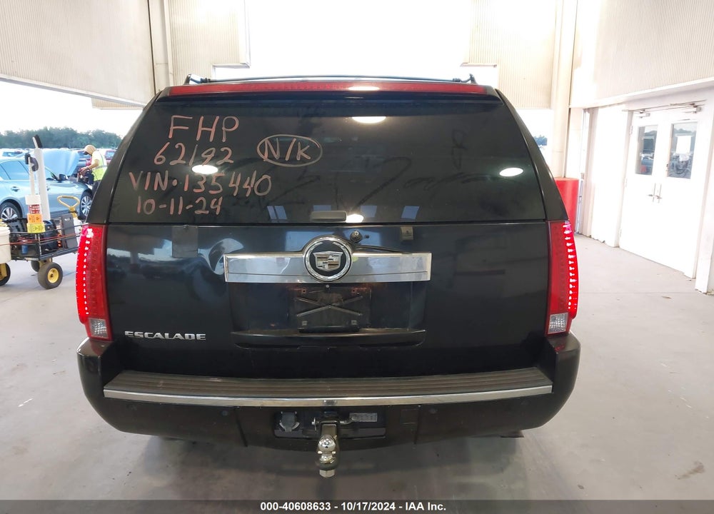 2007 CADILLAC ESCALADE STANDARD VIN: 1GYFK63897R135440