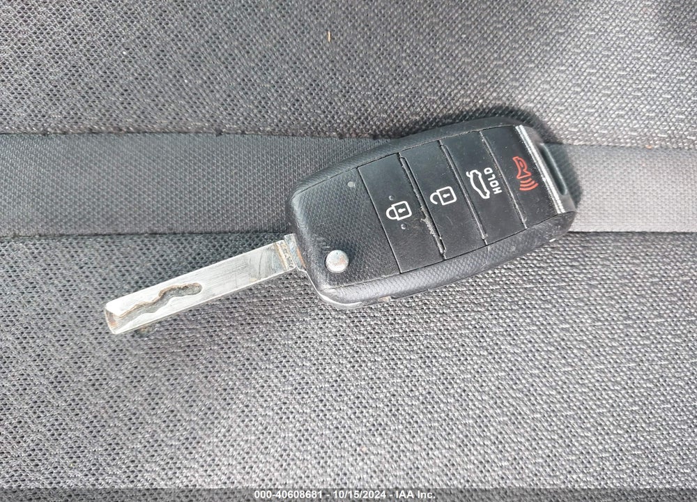 2016 KIA OPTIMA LX VIN: 5XXGT4L32GG103948
