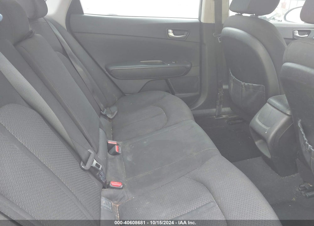 2016 KIA OPTIMA LX VIN: 5XXGT4L32GG103948