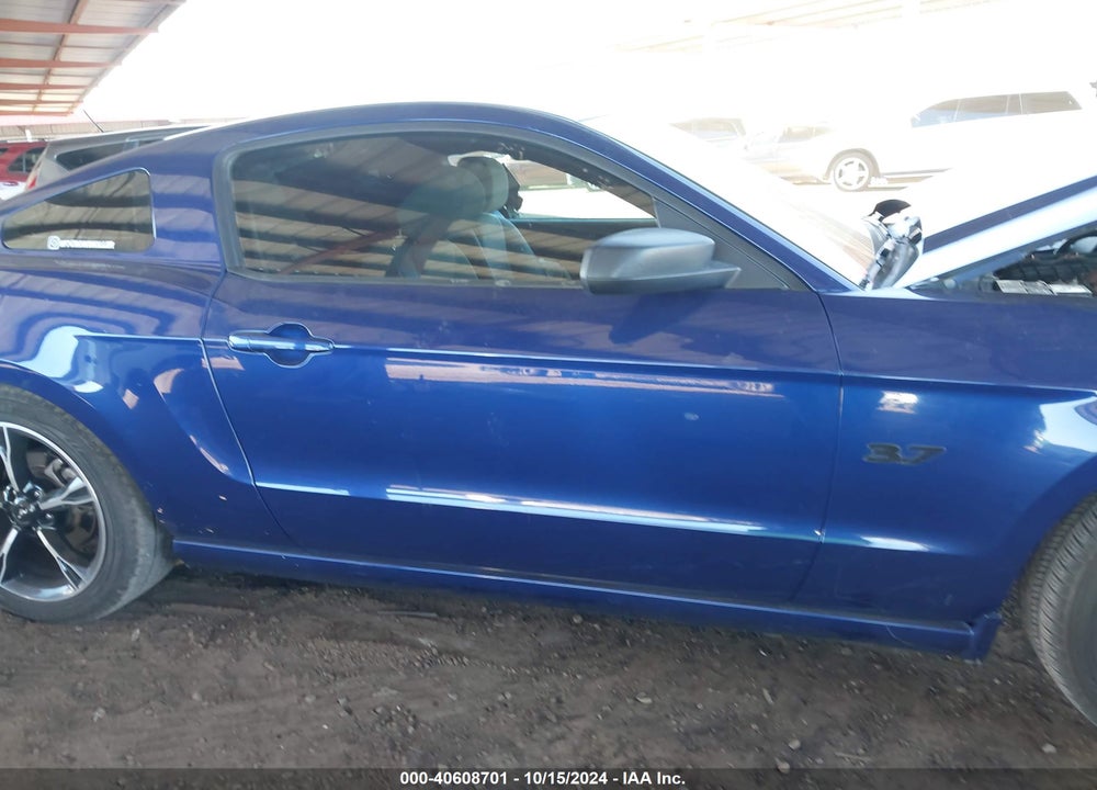 2014 FORD MUSTANG V6 VIN: 1ZVBP8AM4E5221998