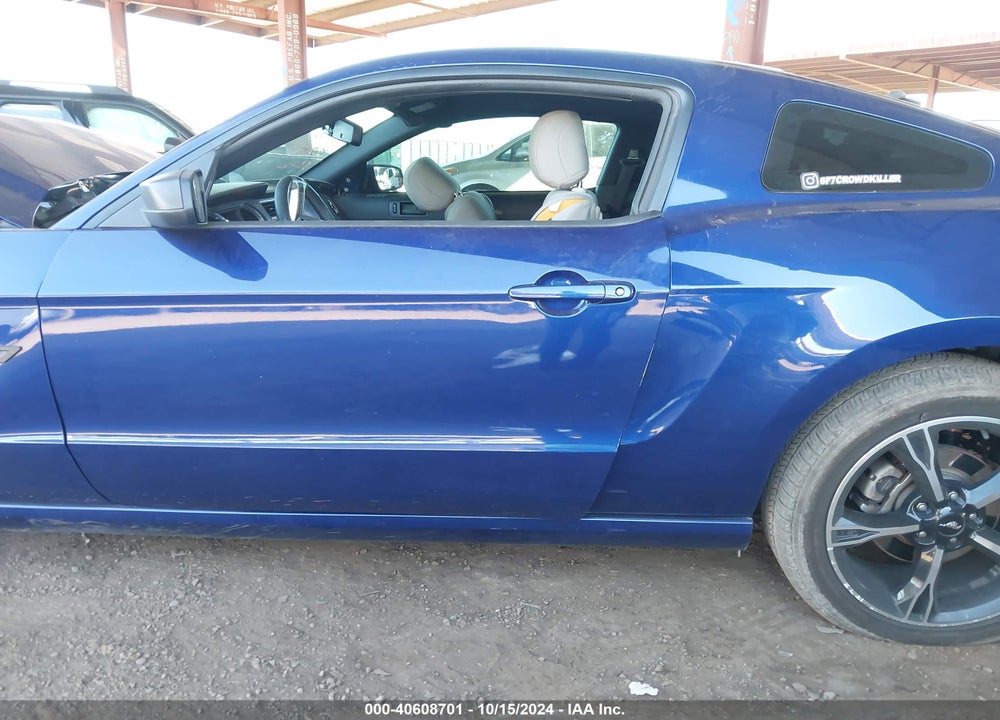 2014 FORD MUSTANG V6 VIN: 1ZVBP8AM4E5221998