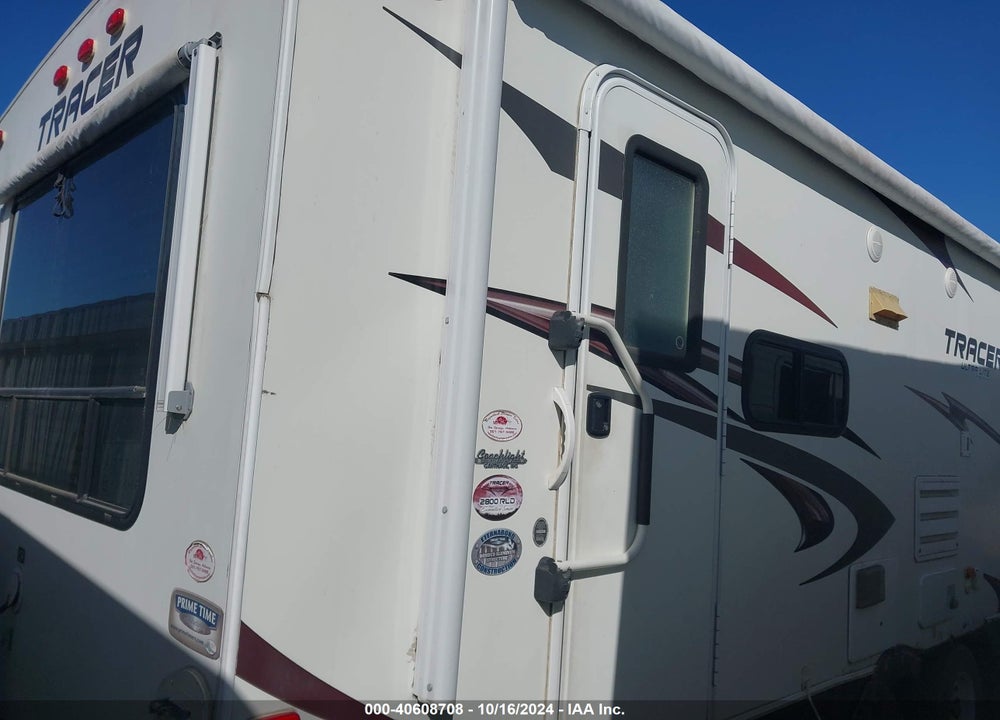 2011 PRIME TIME TRACER VIN: 5ZT2TRTB5BB501067