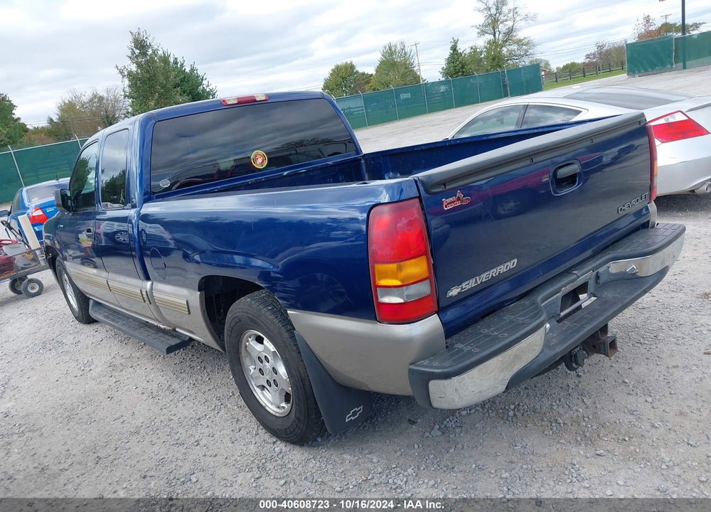 2002 CHEVROLET SILVERADO 1500 LS VIN: 2GCEC19V621134018