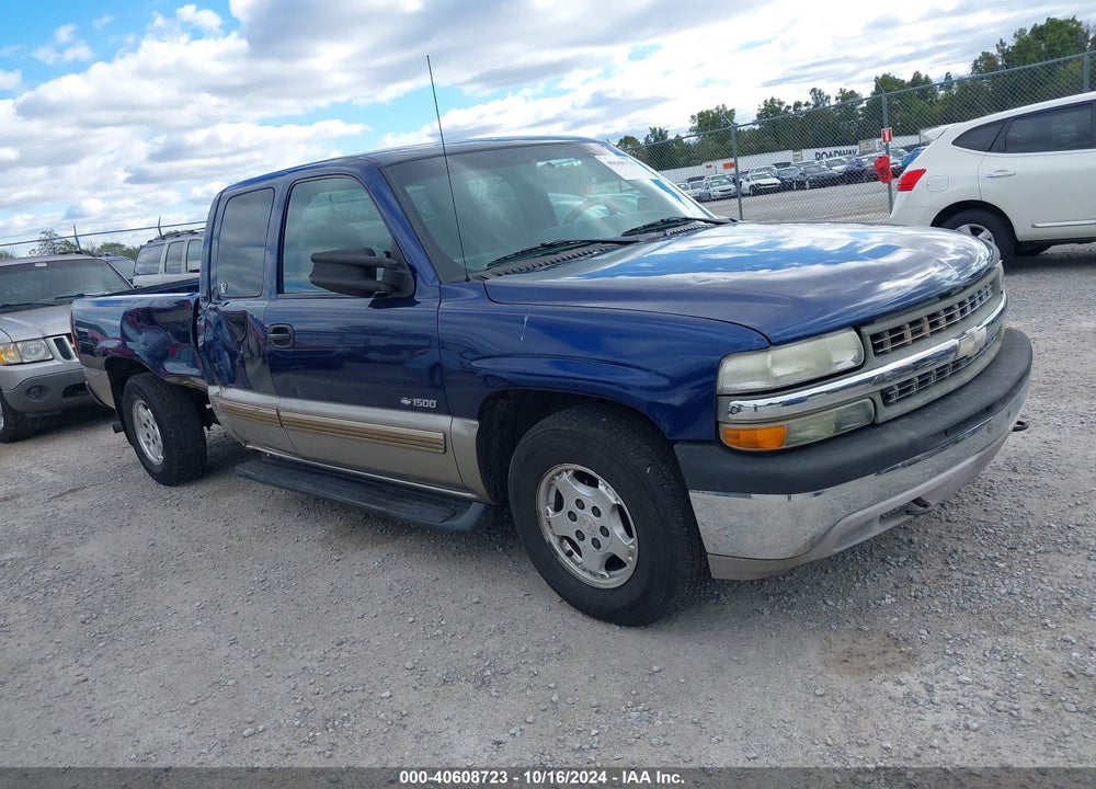 2002 CHEVROLET SILVERADO 1500 LS VIN: 2GCEC19V621134018