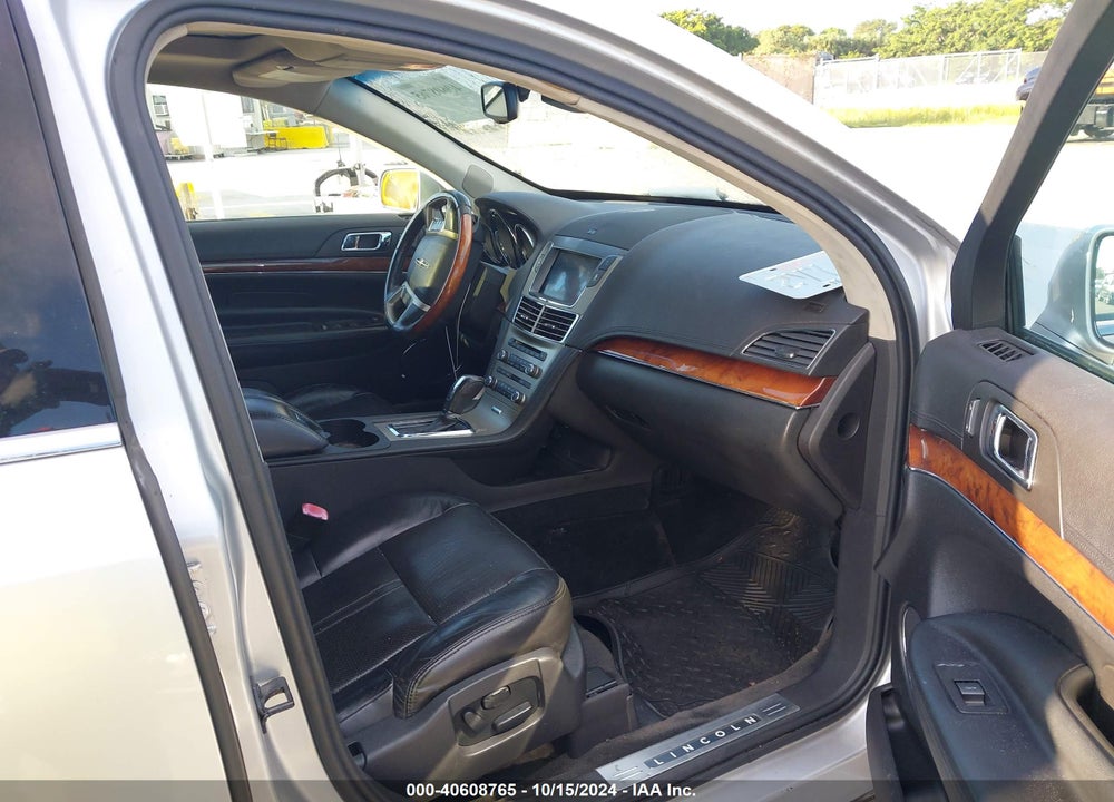 2012 LINCOLN MKT ECOBOOST VIN: 2LMHJ5ATXCBL51670