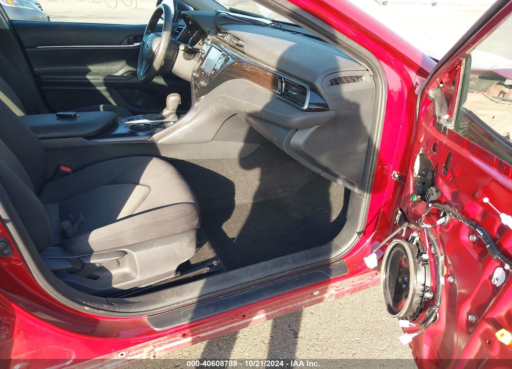 2020 TOYOTA CAMRY LE HYBRID VIN: 4T1C31AK1LU522381