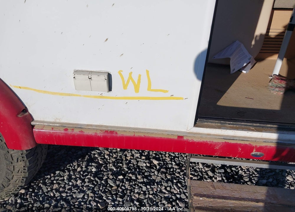 2019 NUCAMP 400BONDOCK VIN: 57HTT18S2KS001466