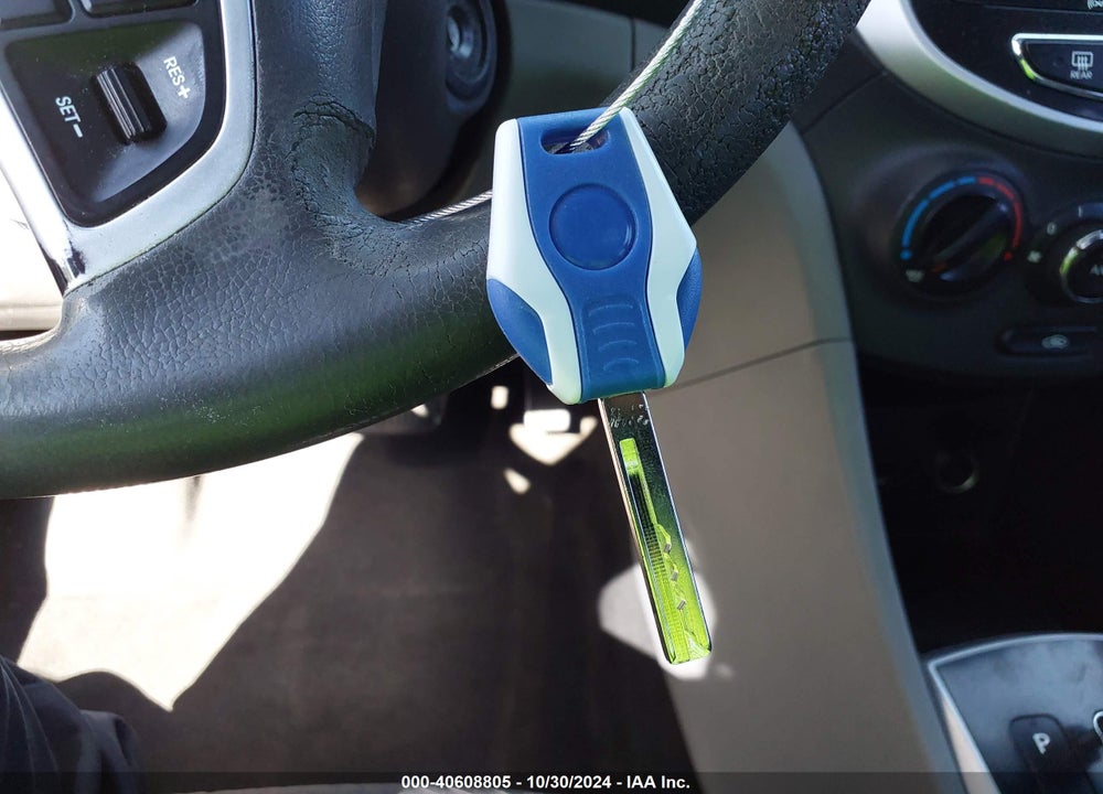 2013 HYUNDAI ACCENT GLS VIN: KMHCU4AEXDU433581