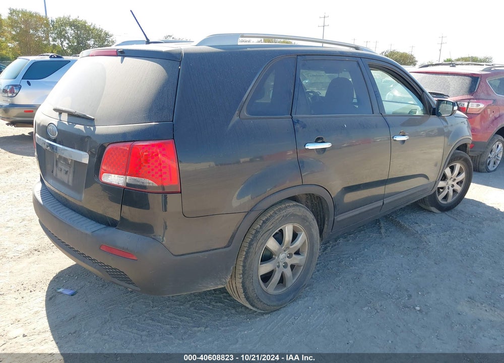 2012 KIA SORENTO LX VIN: 5XYKT3A67CG259085