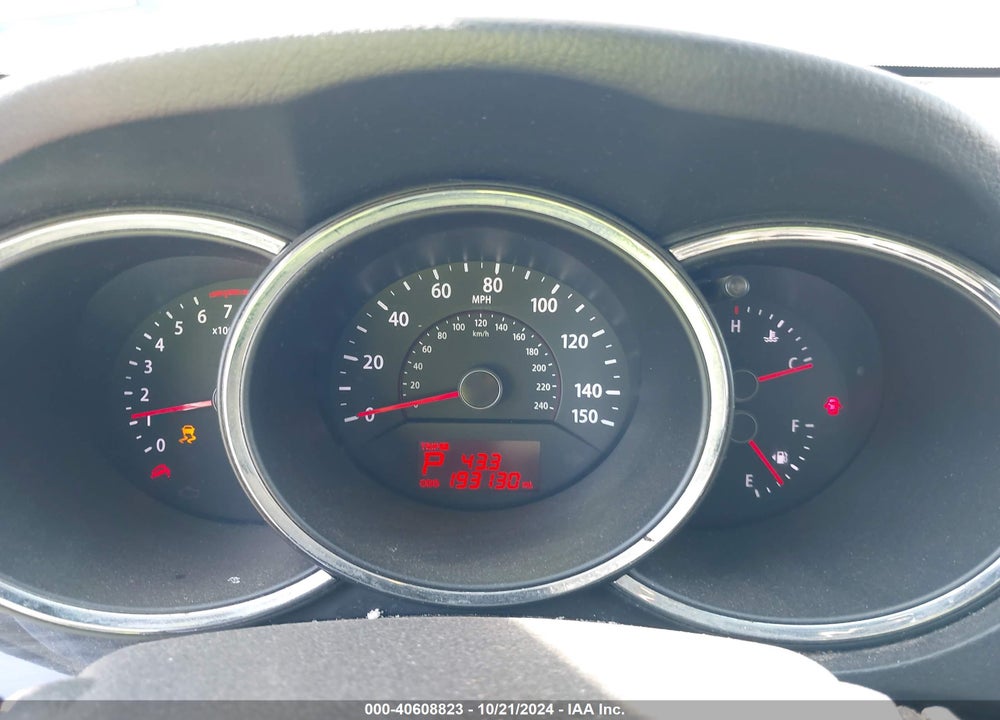 2012 KIA SORENTO LX VIN: 5XYKT3A67CG259085