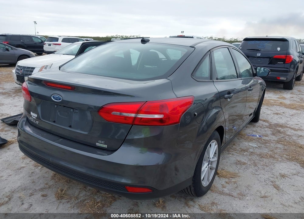 2017 FORD FOCUS SE VIN: 1FADP3FE5HL338110