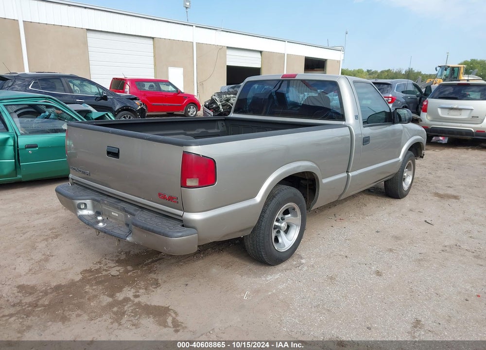 2002 GMC SONOMA SL VIN: 1GTCS145828130891