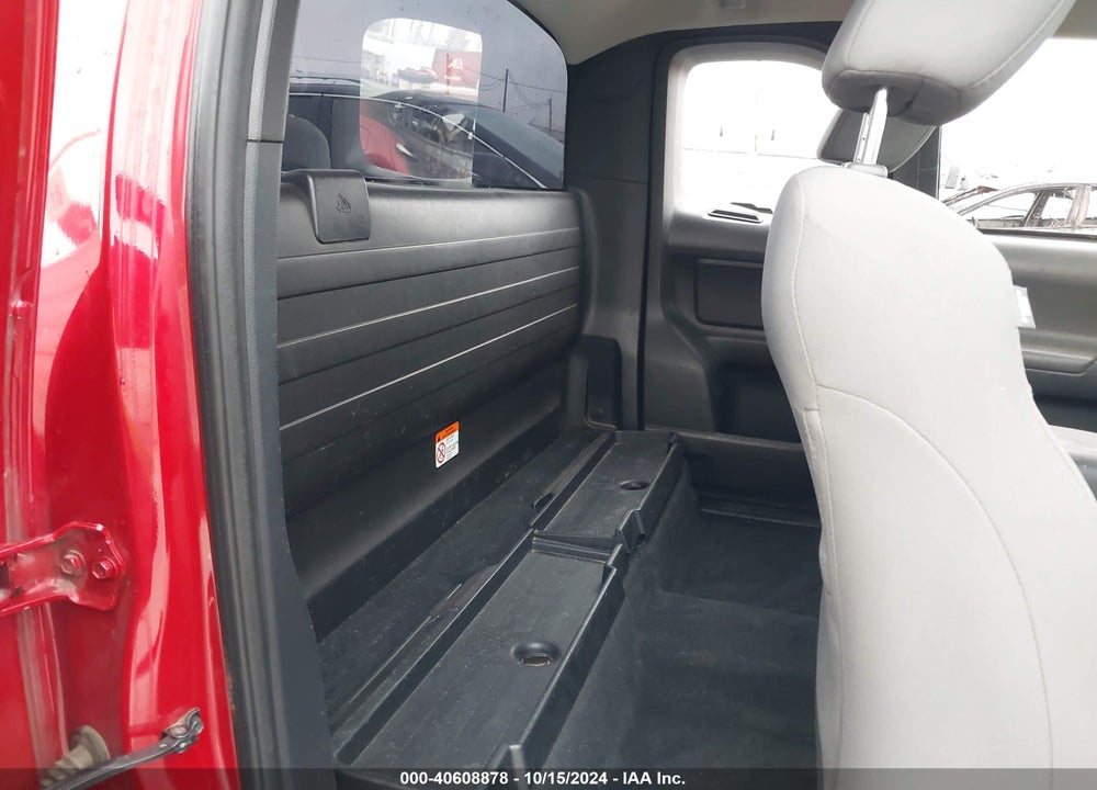 2018 TOYOTA TACOMA SR VIN: 5TFRX5GN0JX130385