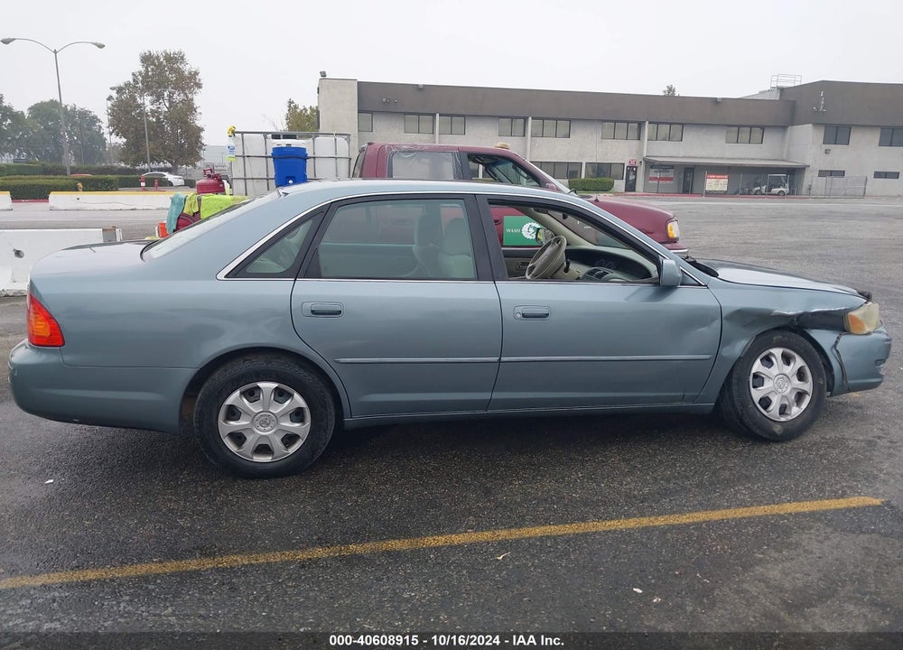 2001 TOYOTA AVALON XL VIN: 4T1BF28B31U179648