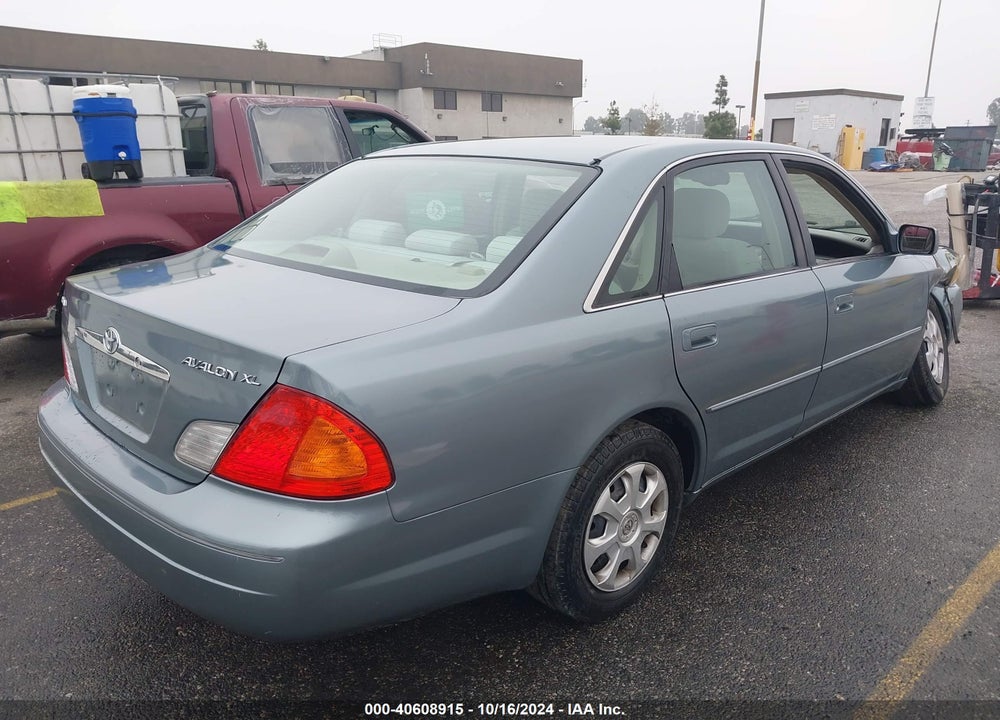 2001 TOYOTA AVALON XL VIN: 4T1BF28B31U179648
