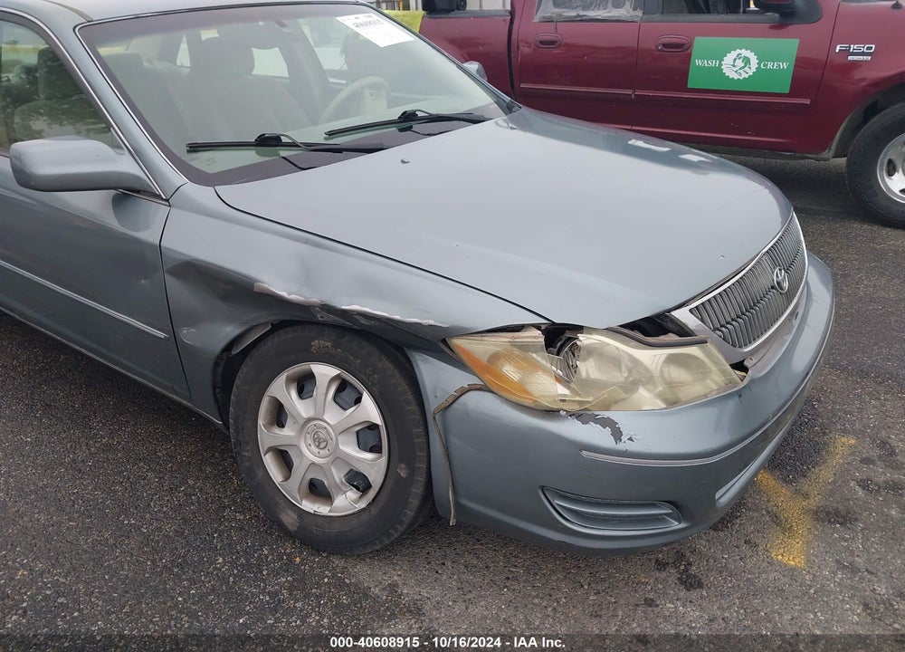2001 TOYOTA AVALON XL VIN: 4T1BF28B31U179648