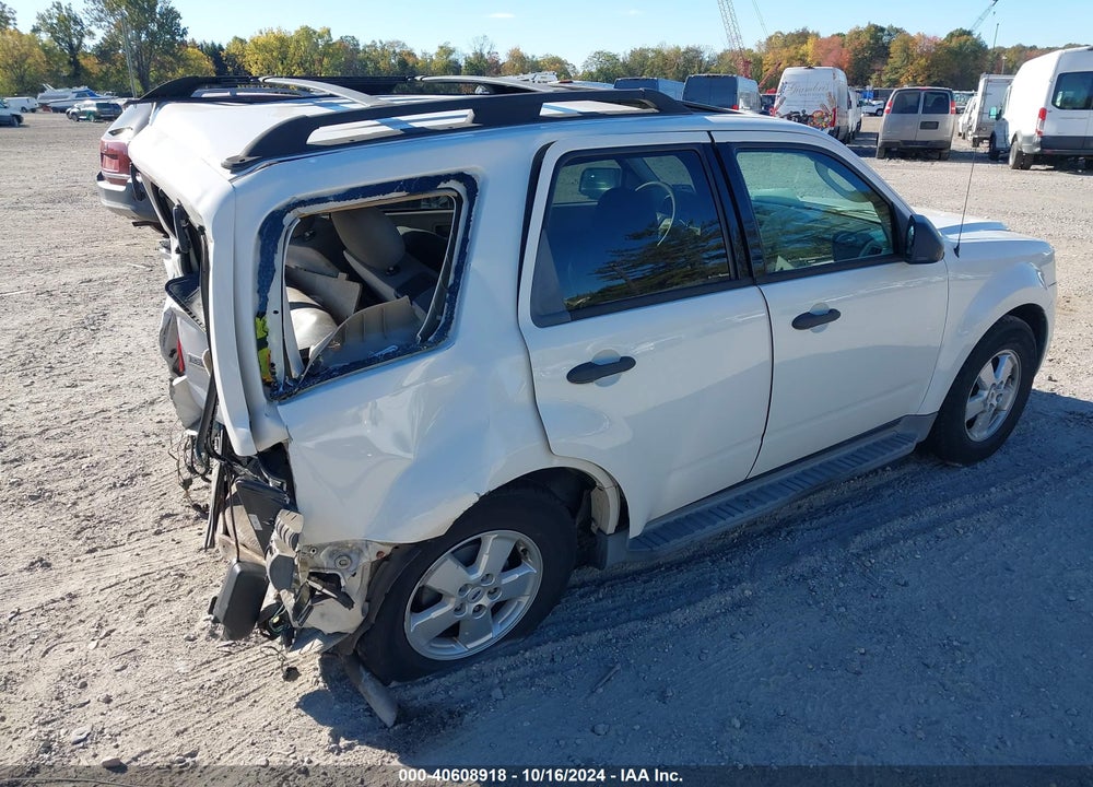 2009 FORD ESCAPE XLT VIN: 1FMCU03769KA14248