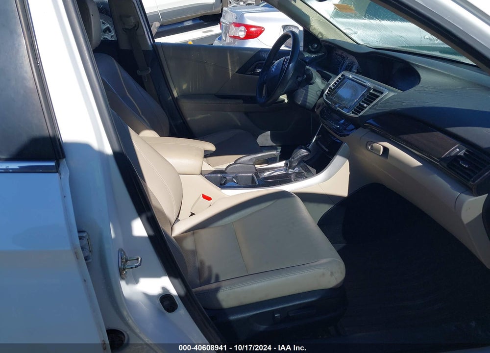 2016 HONDA ACCORD EX-L VIN: 1HGCR2F83GA237213