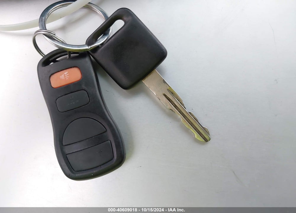 2005 NISSAN SENTRA 1.8S VIN: 3N1CB51D15L585240