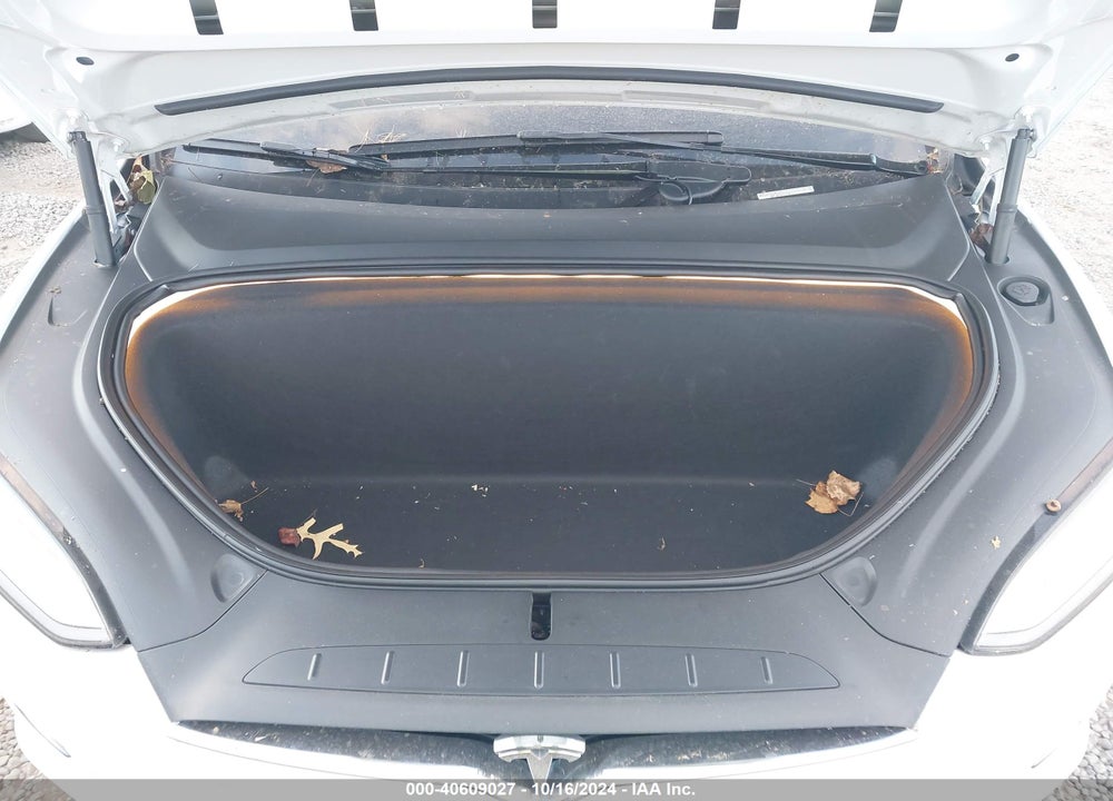 2018 TESLA MODEL X VIN: 5YJXCDE20JF139460