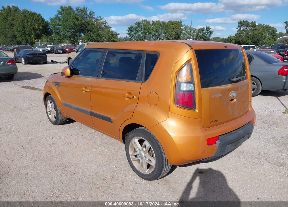 2011 KIA SOUL VIN: KNDJT2A27B7227347